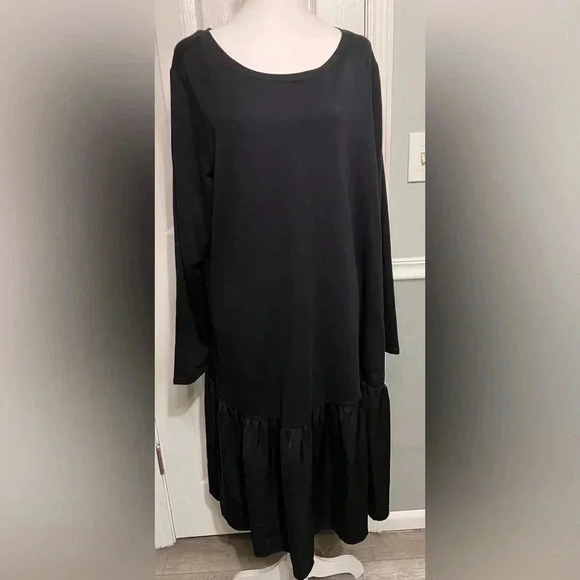 LOGO by Lori Goldstein XL Women’s Long Sleeve Black Dress with pockets- pristine - Picture 1 of 10
